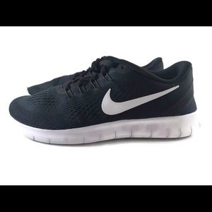 Nike women's Free run 831509-001 Running shoe